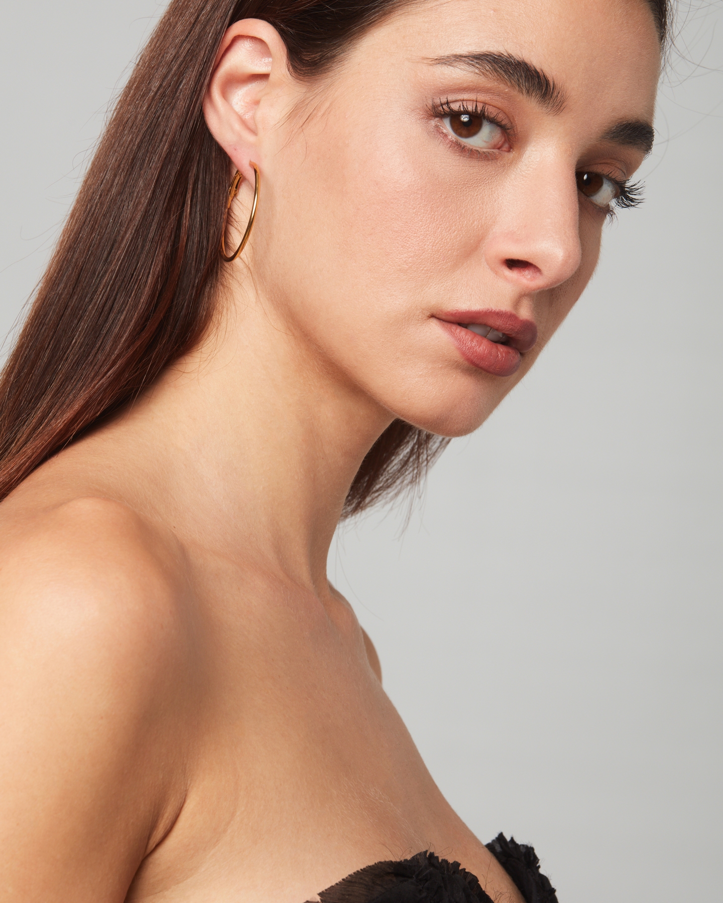 Perfect basic hoop earrings (gold shade)