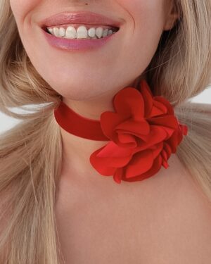 Everything is coming up roses choker (red shade)